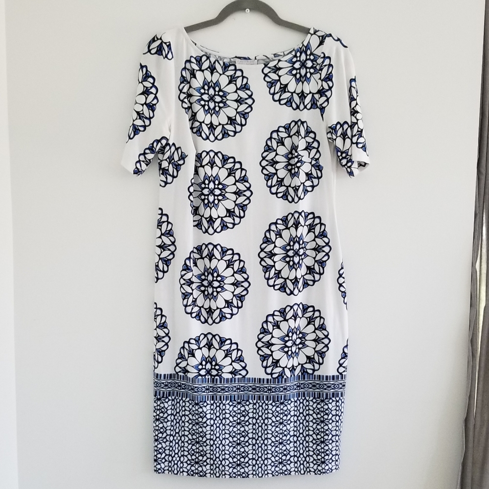 A Pea in the Pod maternity dress